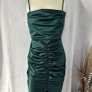 Elegant Green Ruched Dress‎